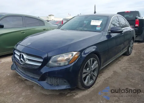 2018 Mercedes-Benz C 300 из США, поврежденный, VIN 55SWF4JB8JU264455